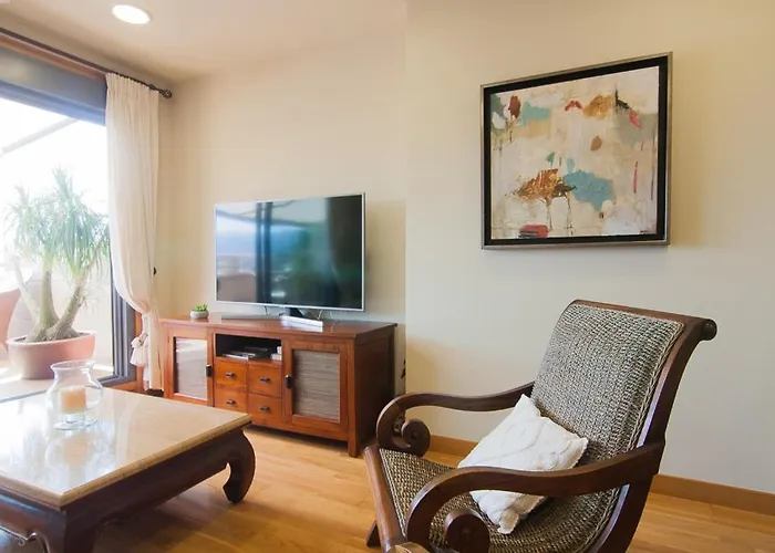 Lujoso Atico En Διαμέρισμα *